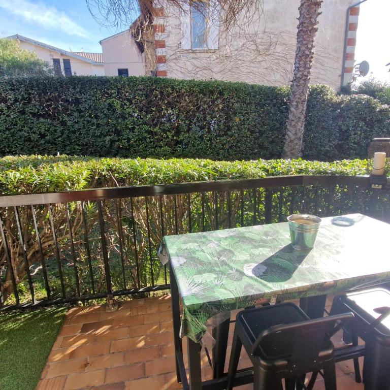 Appartement 2 pièces climatisé avec terrasse et parking à Ste Maxime - FR-1-780-43 - Apartment - 1