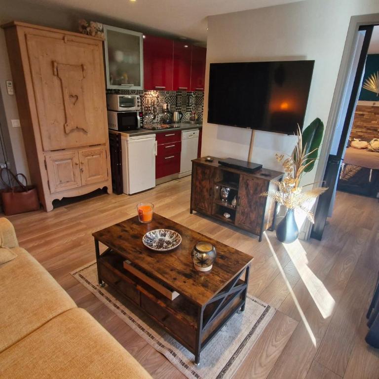 Appartement 2 pièces climatisé avec terrasse et parking à Ste Maxime - FR-1-780-43 - Apartment - 12