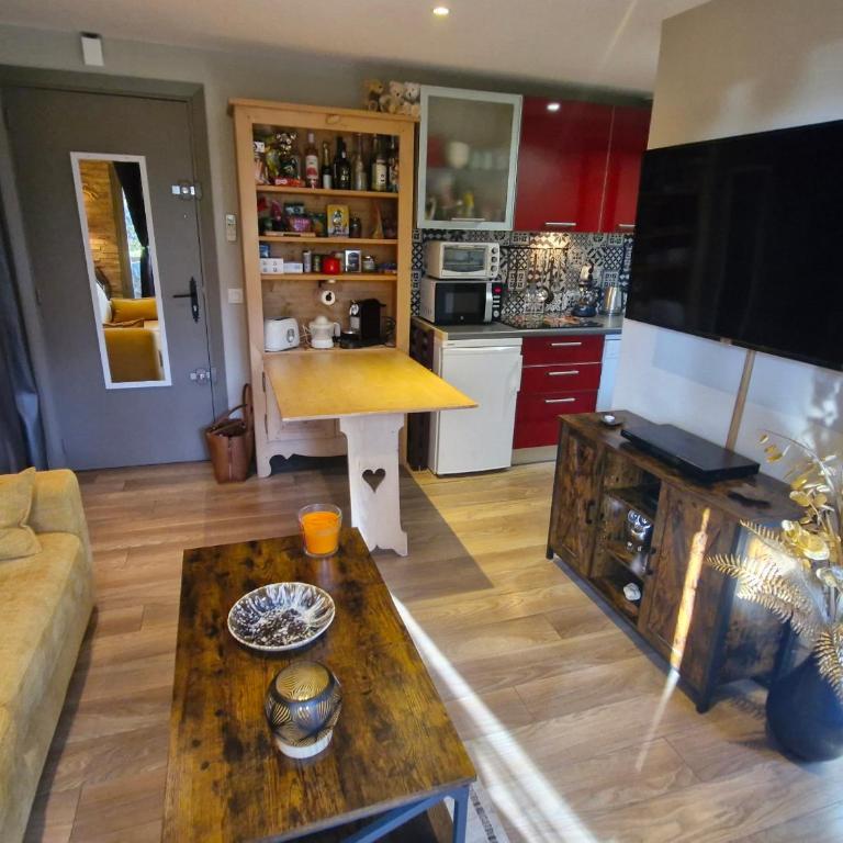 Appartement 2 pièces climatisé avec terrasse et parking à Ste Maxime - FR-1-780-43 - Apartment - 14
