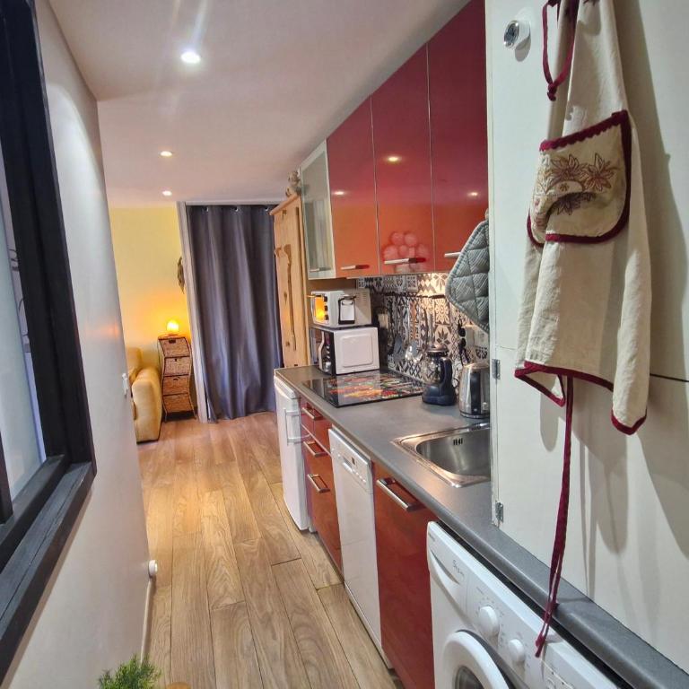 Appartement 2 pièces climatisé avec terrasse et parking à Ste Maxime - FR-1-780-43 - Apartment - 31