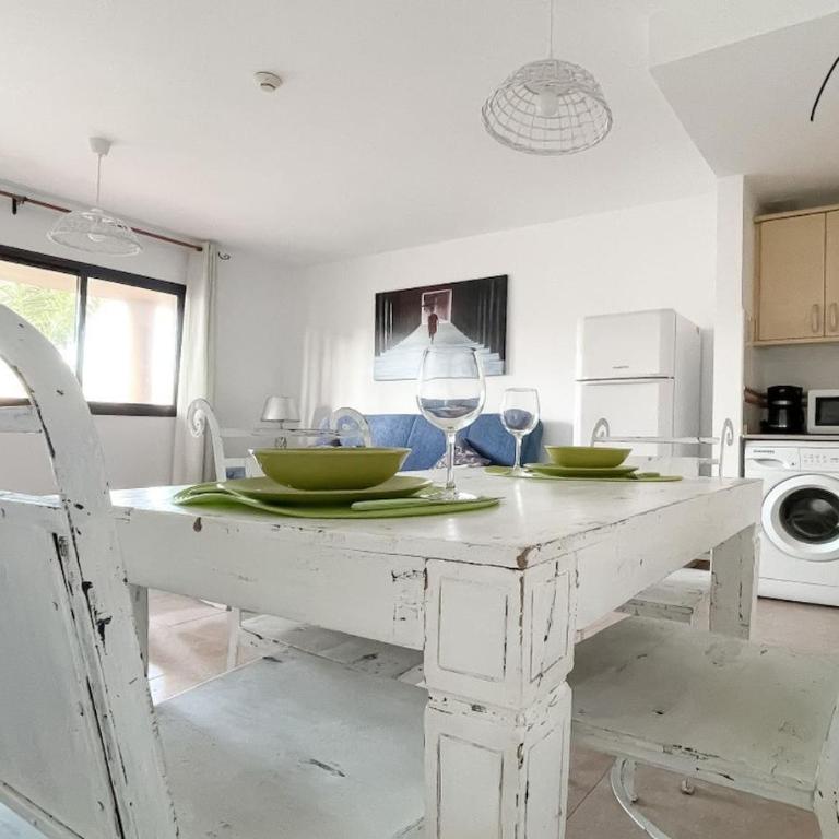 Marella House - One-Bedroom Apartment - 34