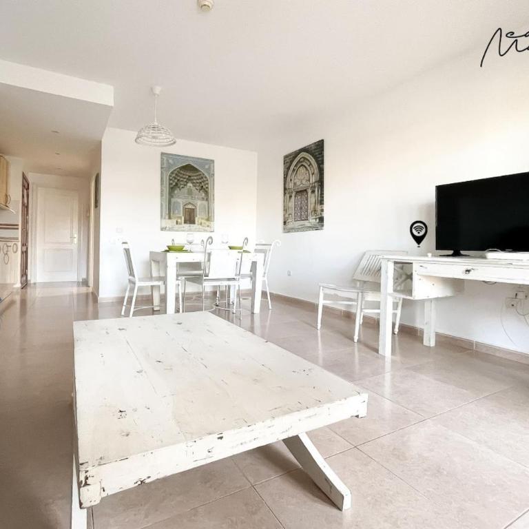 Marella House - One-Bedroom Apartment - 40