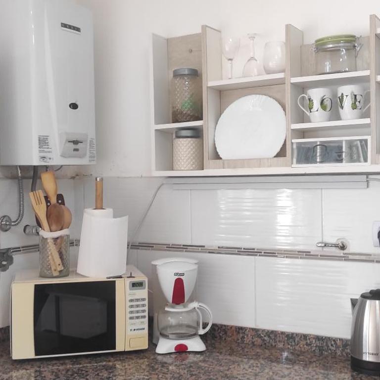 Ezeiza 5 casa privada a 23 minutos del aeropuerto OPCIONAL TRANFER DESDE Y HACIA EL AEROPUERTO DE EZEIZA LAS 24 HORAS pet friendly - Casa de 3 dormitorios - 25