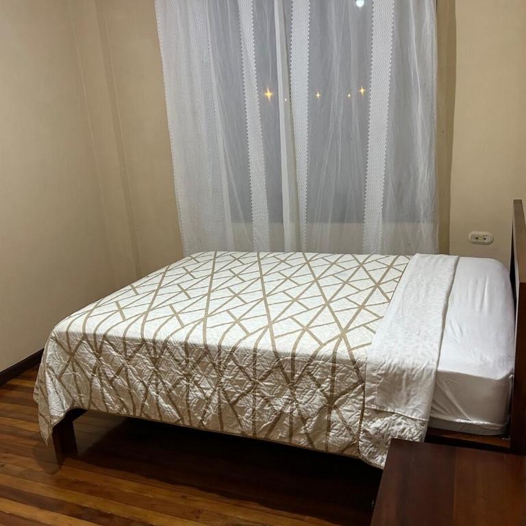 My home in Sucúa - Six-Bedroom House - 13