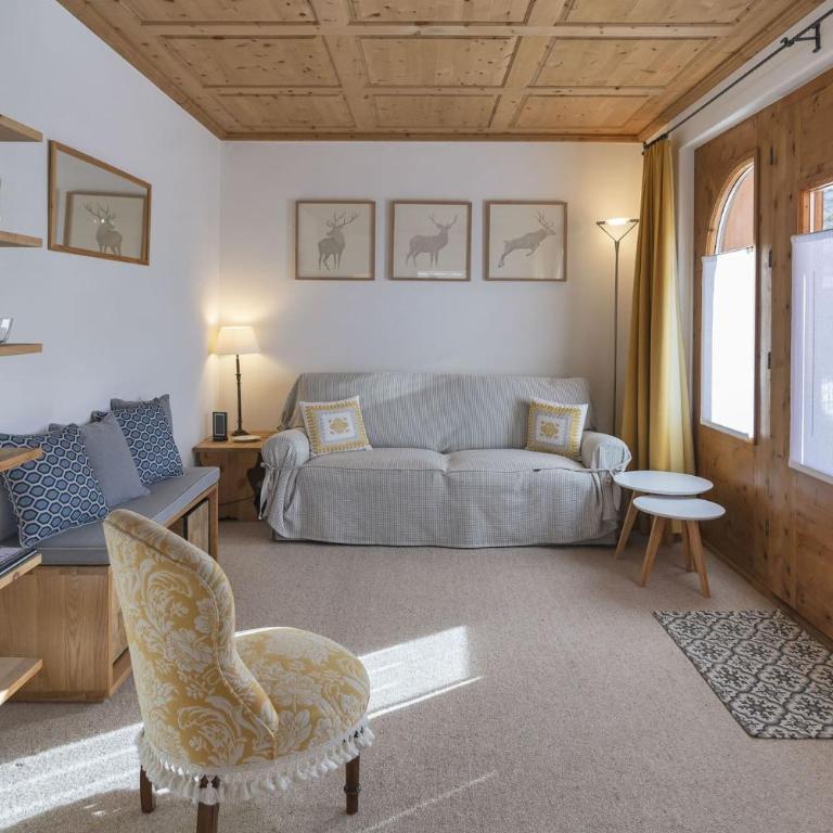 Chesa Aurora - La Punt - Apartment mit 2 Schlafzimmern - 1