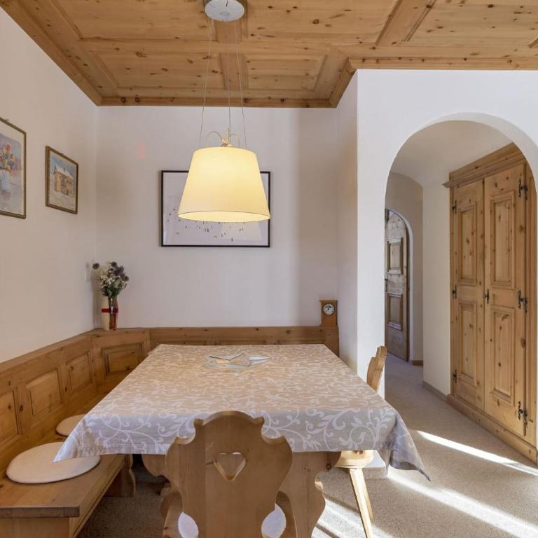 Chesa Aurora - La Punt - Apartment mit 2 Schlafzimmern - 10