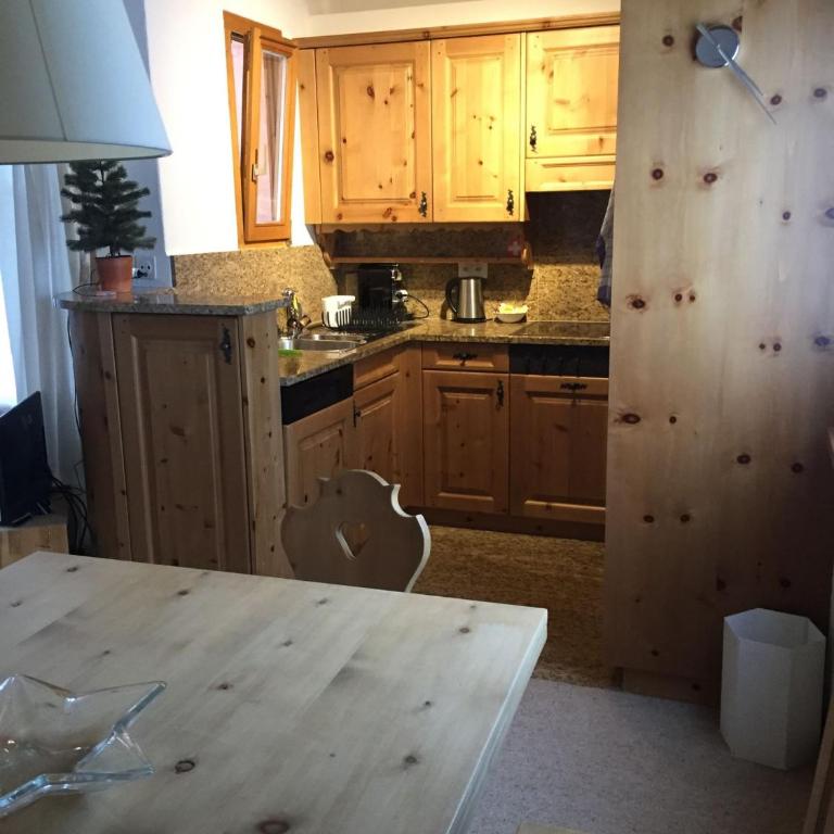 Chesa Aurora - La Punt - Apartment mit 2 Schlafzimmern - 7