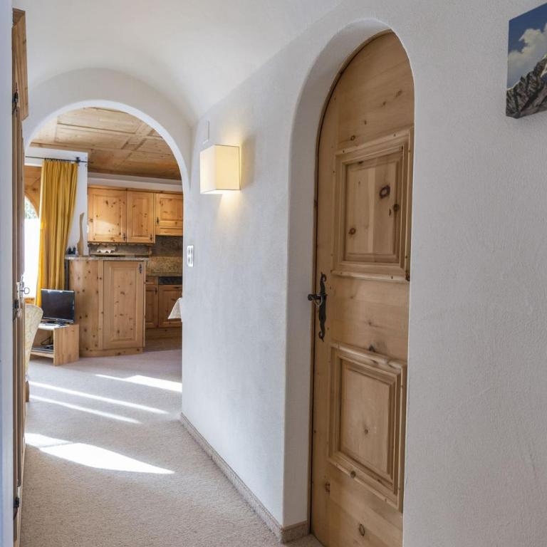 Chesa Aurora - La Punt - Apartment mit 2 Schlafzimmern - 14