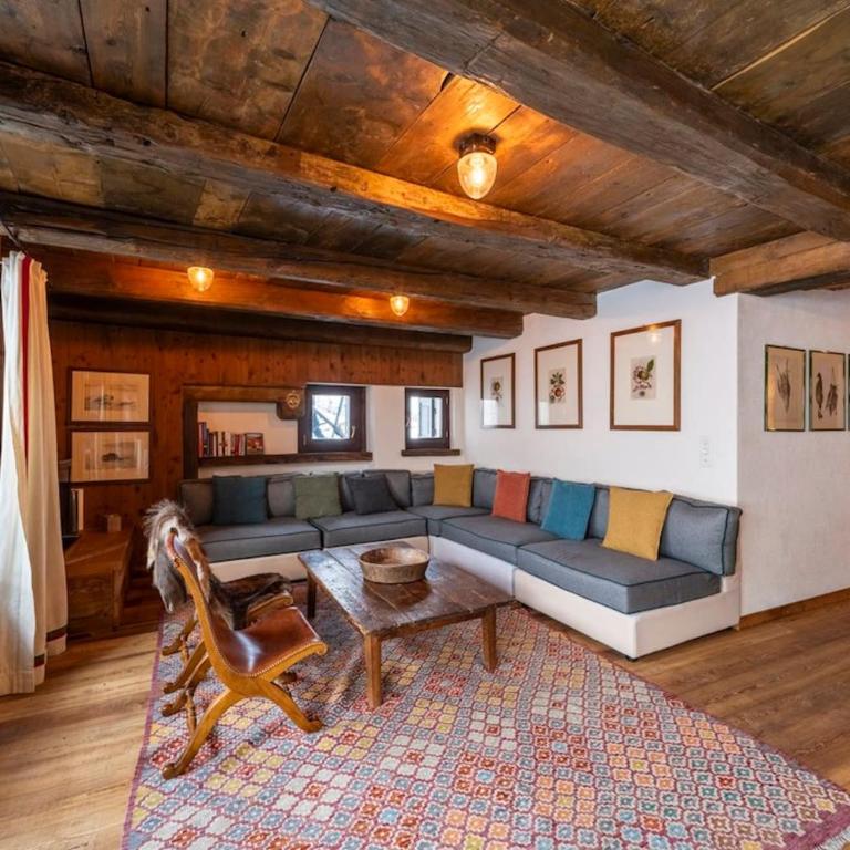 Chesa Laura - Celerina - Apartment mit Balkon - 2