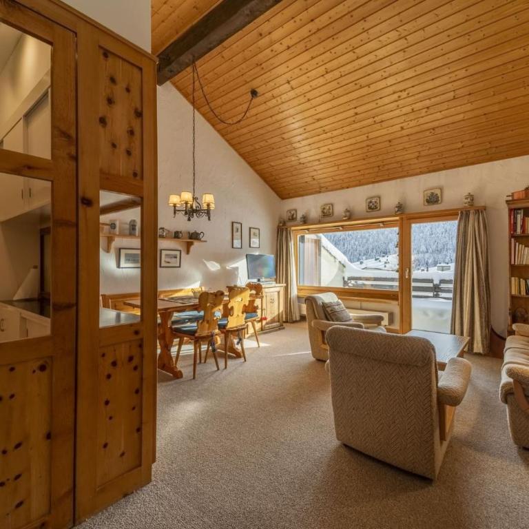 Chesa Panorama - Celerina - Apartment mit 3 Schlafzimmern - 2