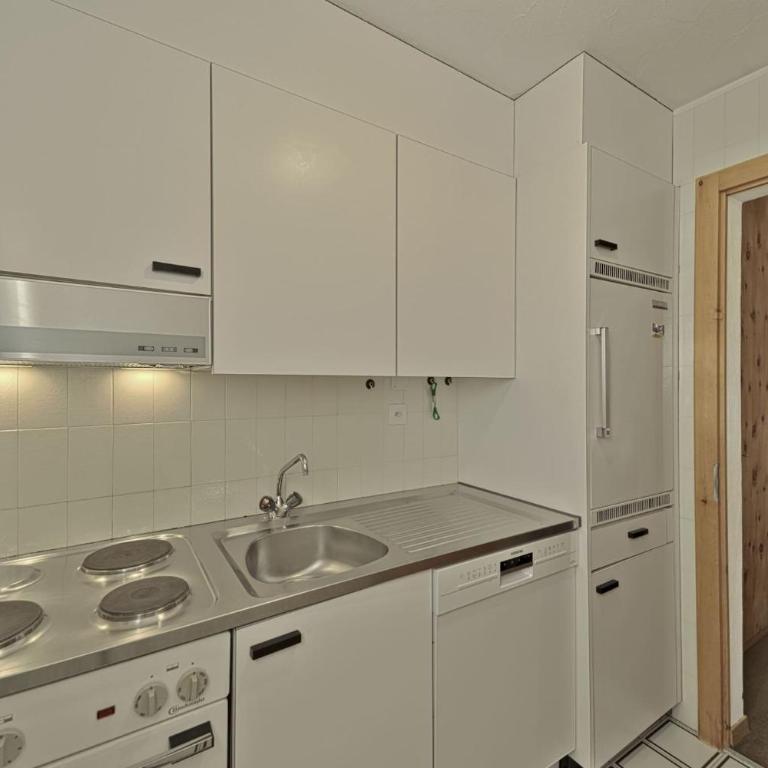 Chesa Bursella - Madulain - Apartment mit 2 Schlafzimmern - 11