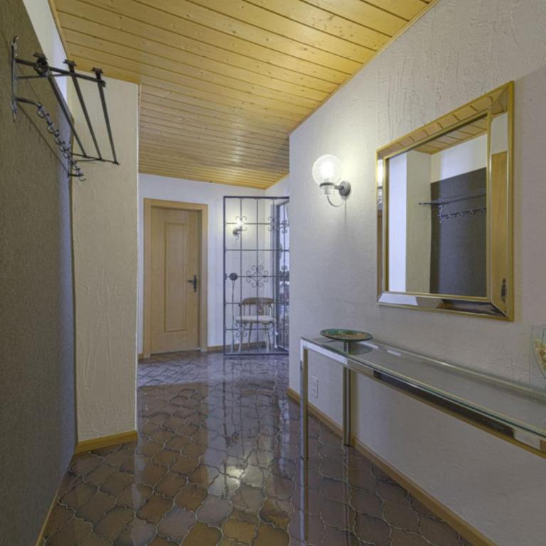 Chesa Clus - Zuoz - Apartment mit 3 Schlafzimmern - 10