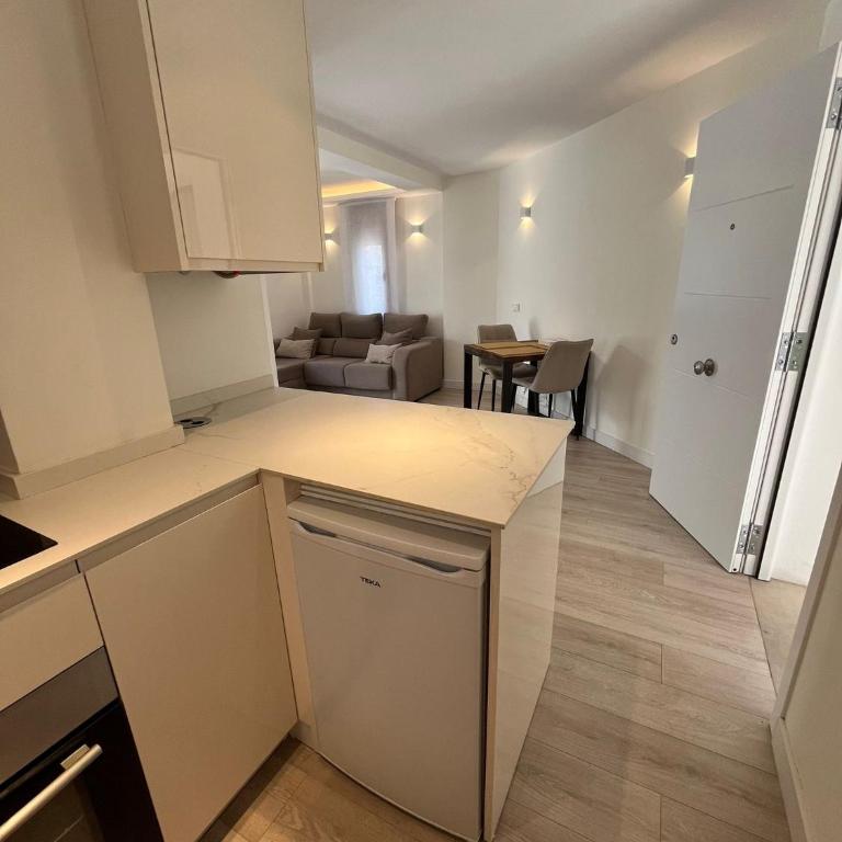 Los Remedios - One-Bedroom Apartment - 11
