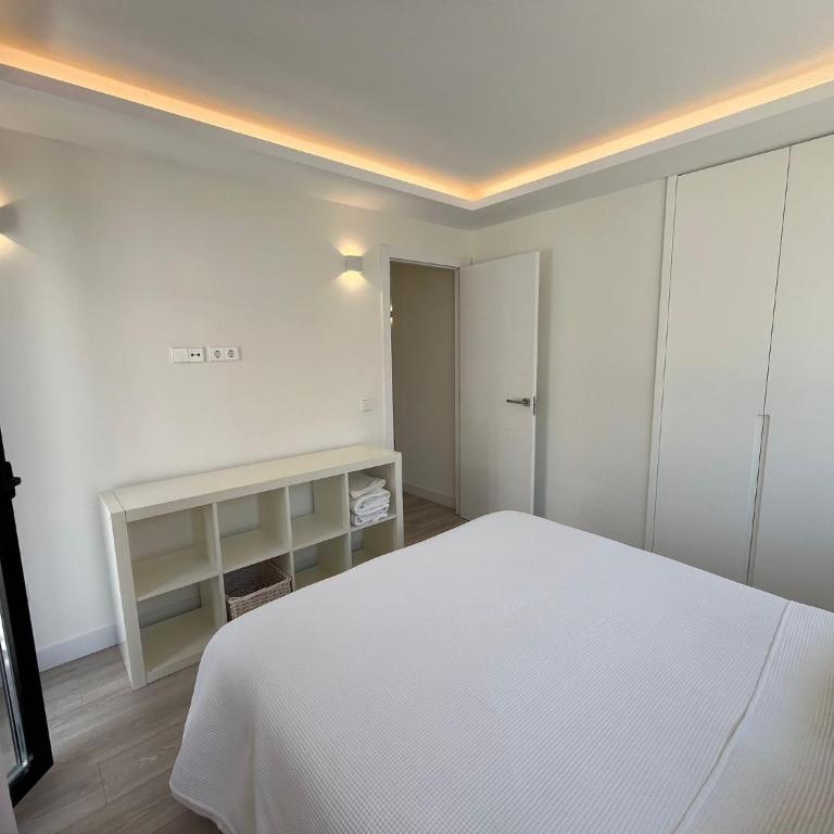Los Remedios - One-Bedroom Apartment - 21