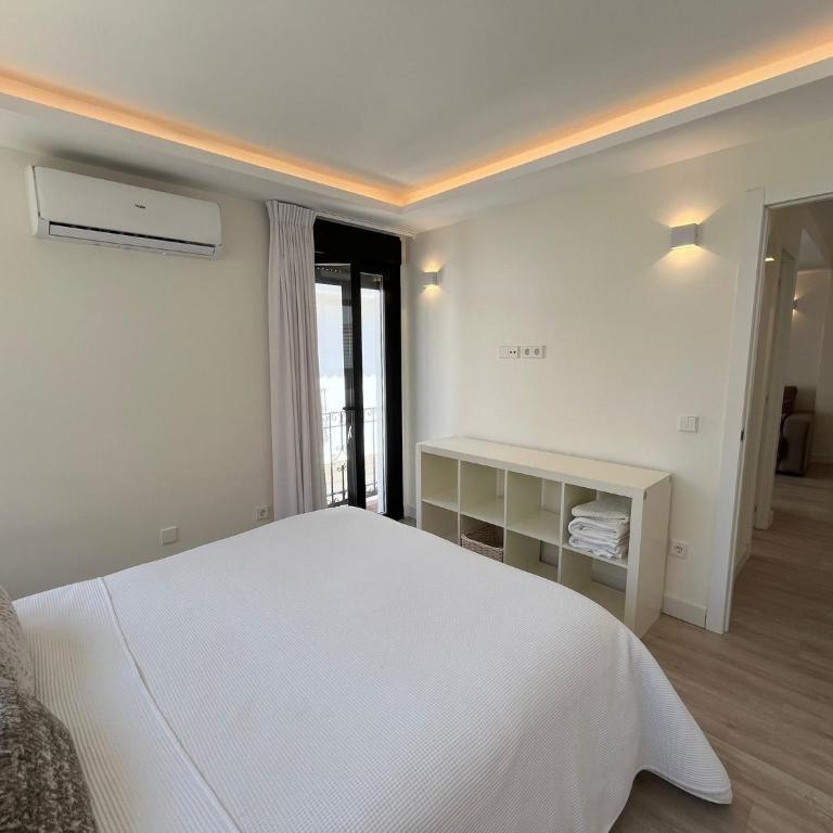 Los Remedios - One-Bedroom Apartment - 24