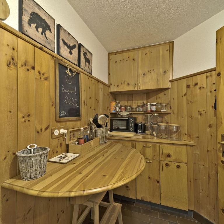 Chesa Centrum - Celerina - Apartment mit 1 Schlafzimmer - 11