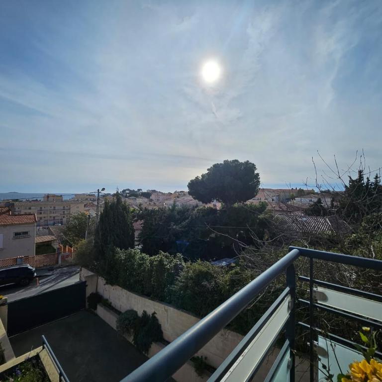 Agréable appartement vue mer à Bandol Piscine - Appartement 2 Chambres - Vue sur Mer - 13