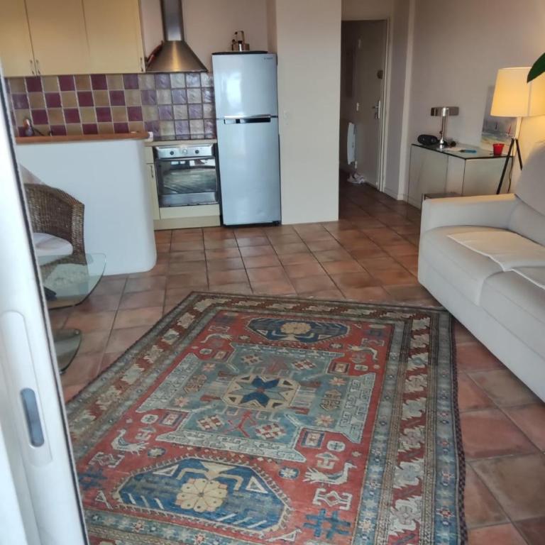 2-room apartment with a magnificent view of the sea, in carqueiranne in the var, 12km from the isles de porquerolles boarding port – 2/4 people - Villa 1 Chambre - 10