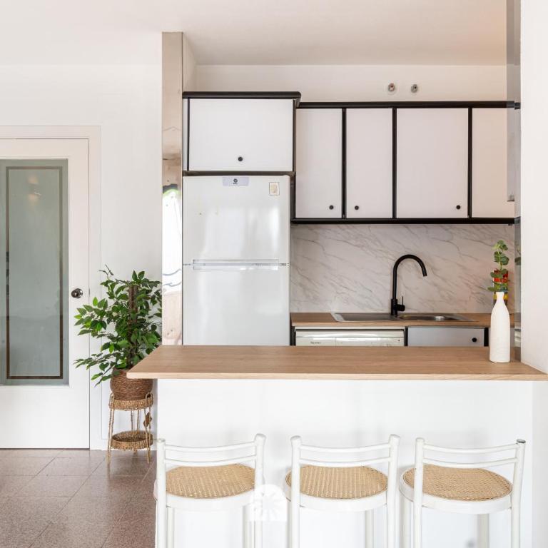 Mediterranean Way - Cannes - Two-Bedroom Apartment - 5