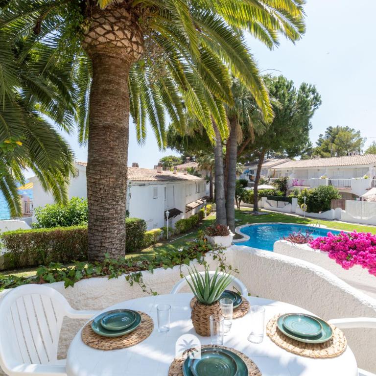 Mediterranean Way - Cases Blanques - Three-Bedroom Apartment - 6