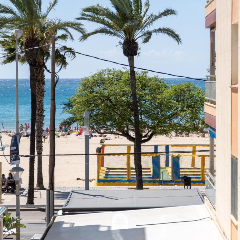 Mediterranean Way - Mar Blau - Three-Bedroom Apartment - 2