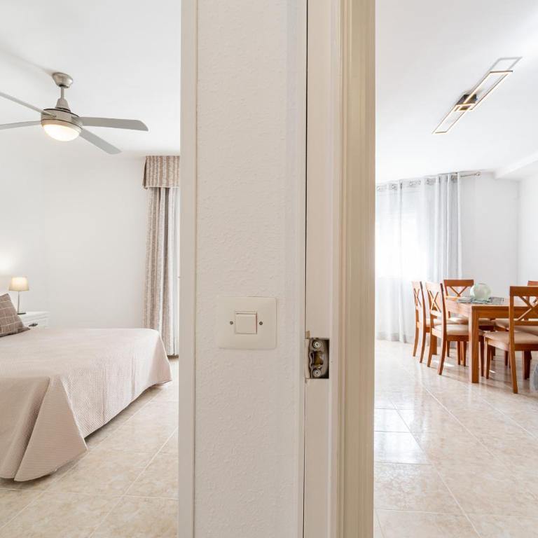 Mediterranean Way - Mar Blau - Three-Bedroom Apartment - 16