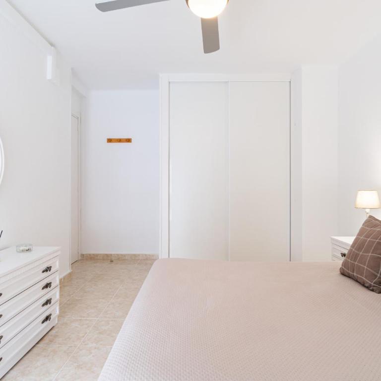 Mediterranean Way - Mar Blau - Three-Bedroom Apartment - 19