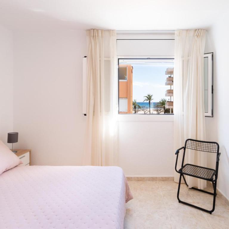 Mediterranean Way - Mar Blau - Three-Bedroom Apartment - 24