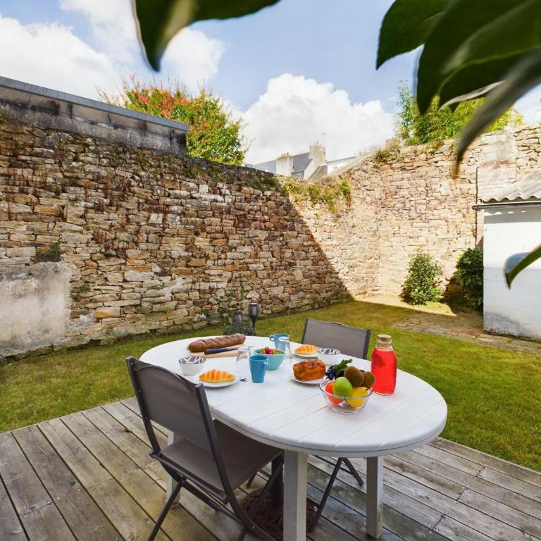 -GARDEN - Une Oasis au coeur de Concarneau - Studio avec Vue sur Jardin - 1