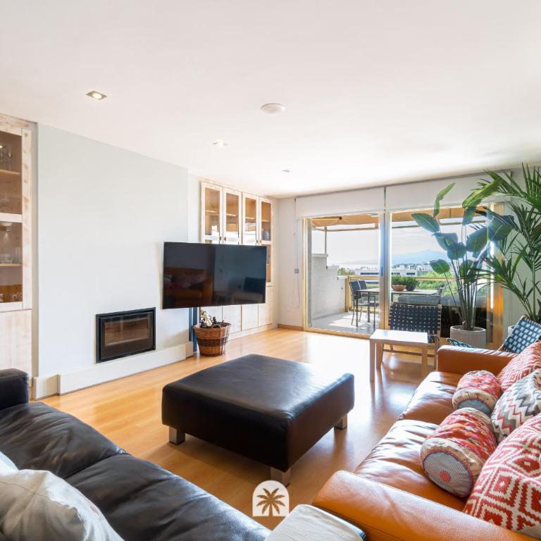 Mediterranean Way - SkyFall - Three-Bedroom Apartment - 18