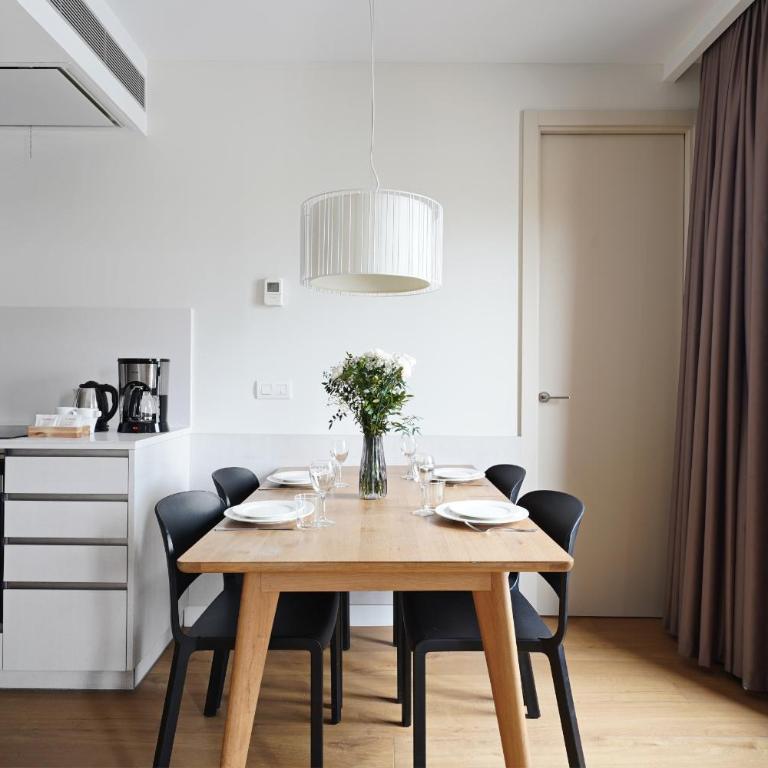 Ola Living Boqueria - Apartment with Balcony - 3