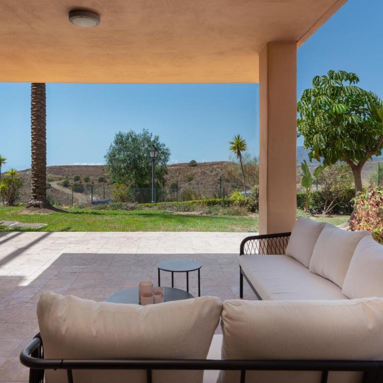 Serene 3-Bedroom with Sea and Sunset Views - Three-Bedroom Apartment - 24