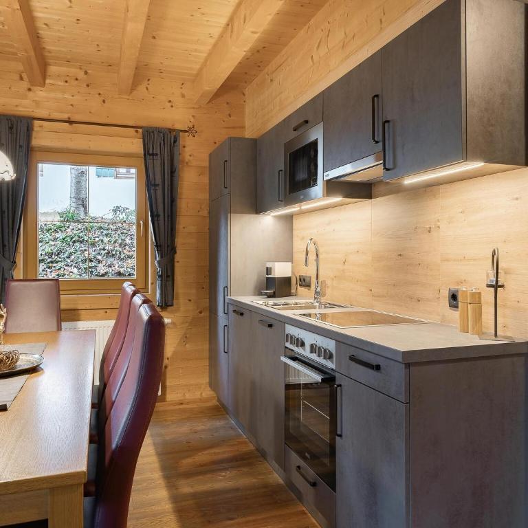 Chalets Almdorf Zillertal, Fügen - Superior Chalet - 6