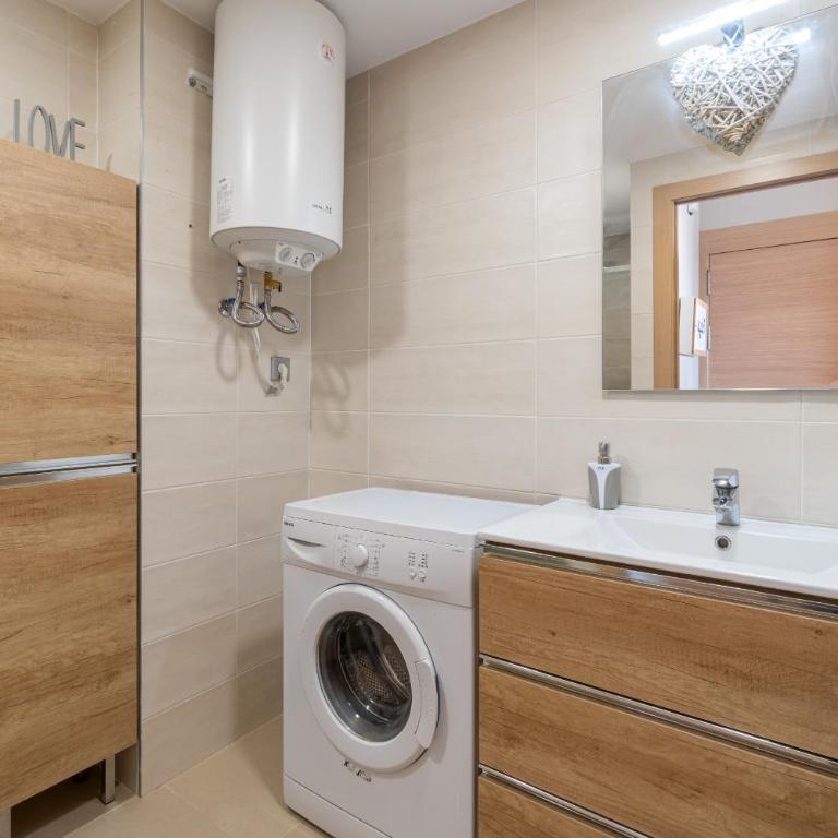 Mediterranean Way - Paradis Park Superior - Two-Bedroom Apartment - 21