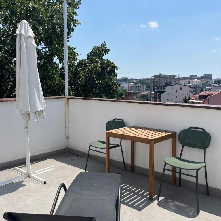 Belgrade Panoramic View Large Terrace Free Parking - One-Bedroom Apartment - 20