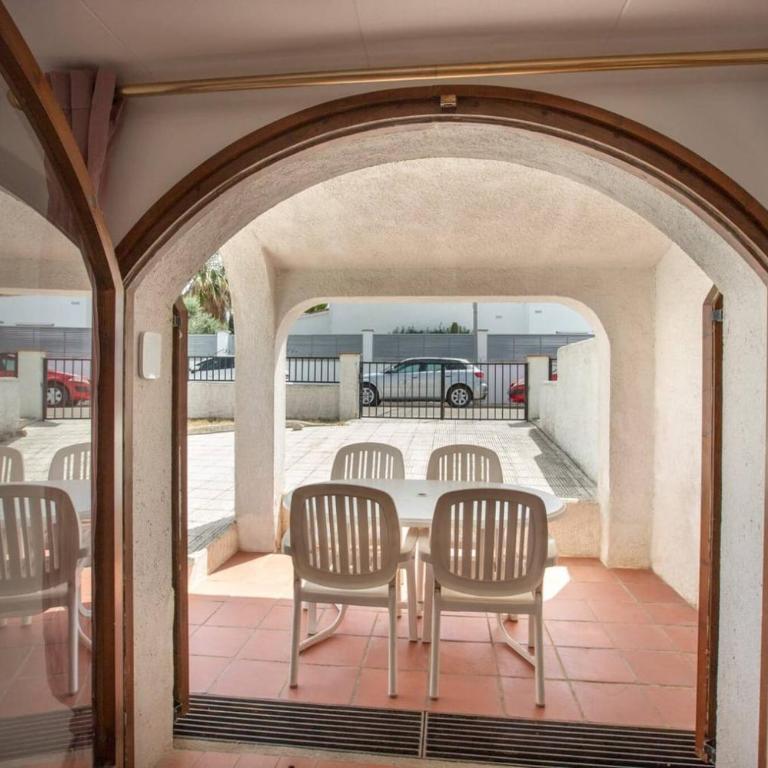 Casita en Empuriabrava con jardin AV-17 - Casa de 3 dormitorios - 9
