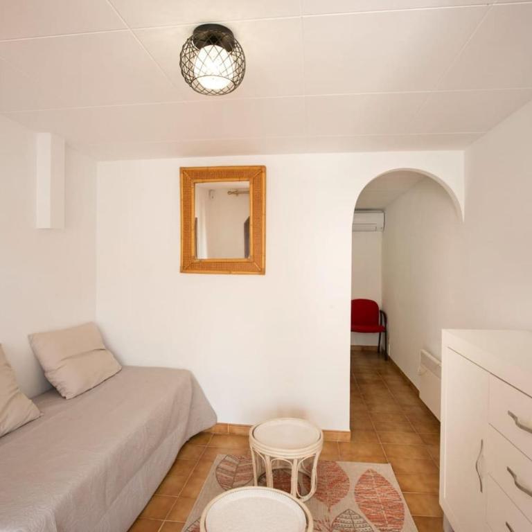Casita en Empuriabrava con jardin AV-17 - Casa de 3 dormitorios - 17