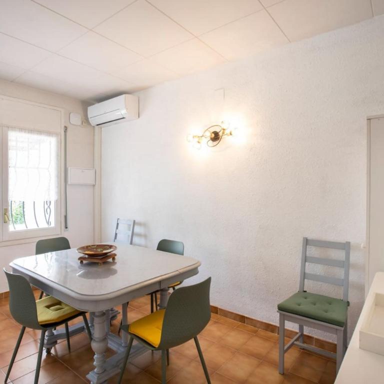 Casita en Empuriabrava con jardin AV-17 - Casa de 3 dormitorios - 18