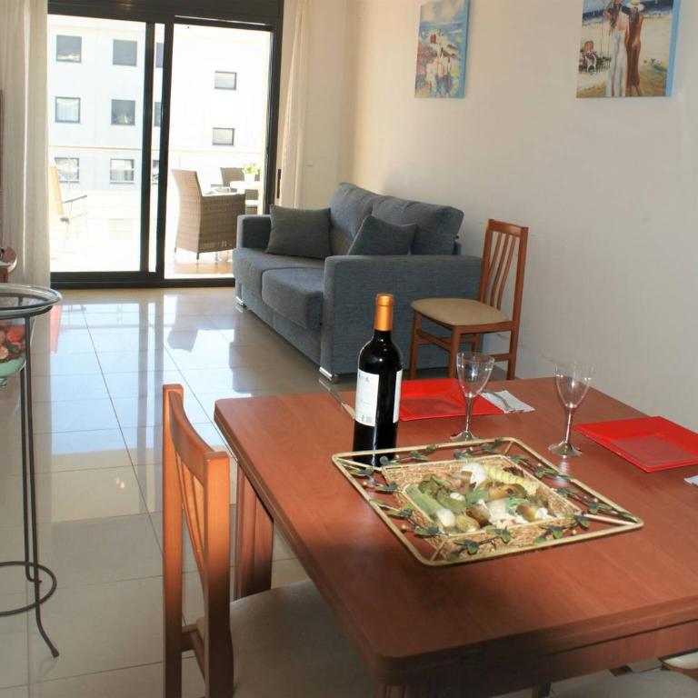 Precioso piso en Roses con piscina y parking AV-18 - Apartamento de 1 dormitorio - 15