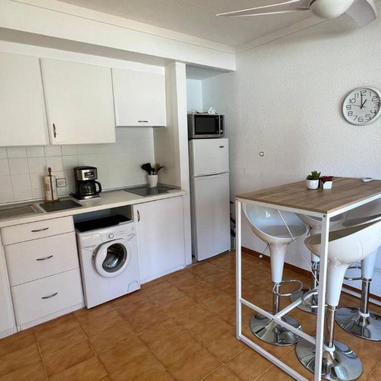 Piso planta baja salida piscina AV-03 - Apartamento de 1 dormitorio - 24