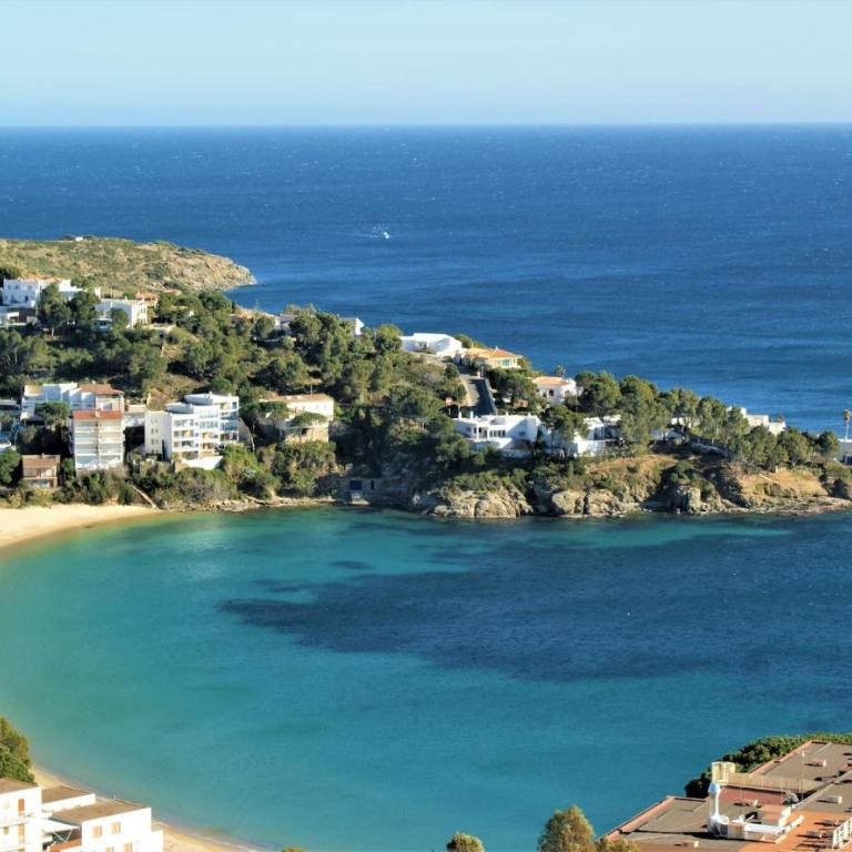 Impresionantes vistas del mar en Roses, Canyelles AV-37 - Two-Bedroom Apartment - 40