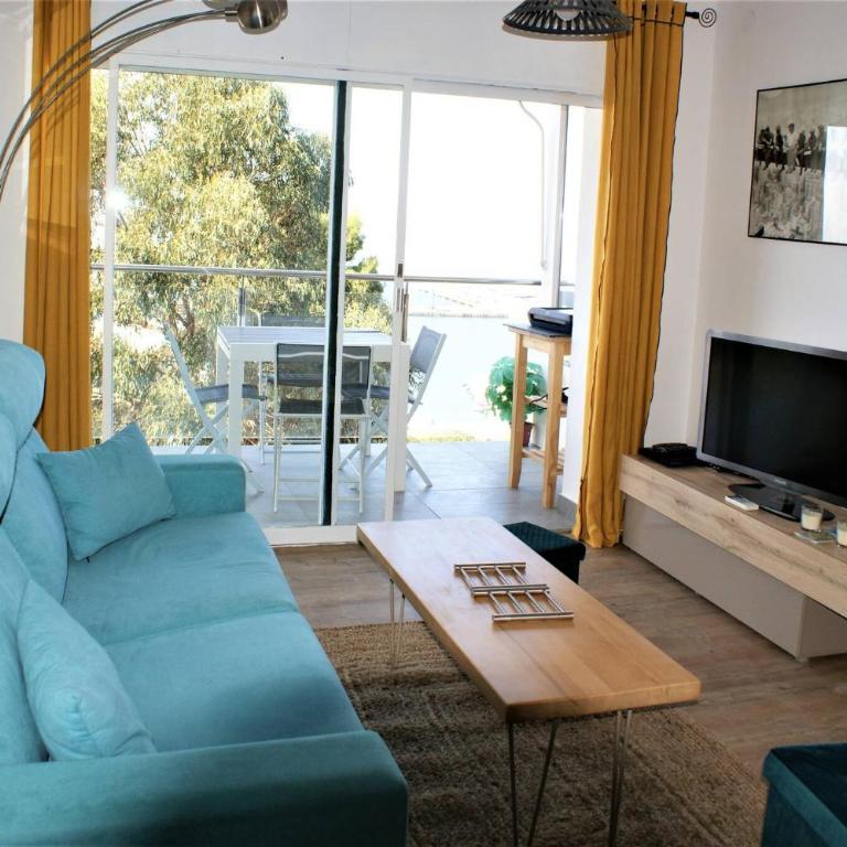 Apartamento con vistas al mar y al puerto de Roses AV-07 - Two-Bedroom Apartment - 4