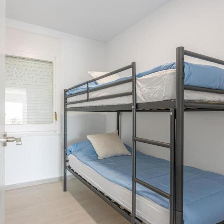 Apartamento frente al mar centro Roses AV-59 - Three-Bedroom Apartment - 21