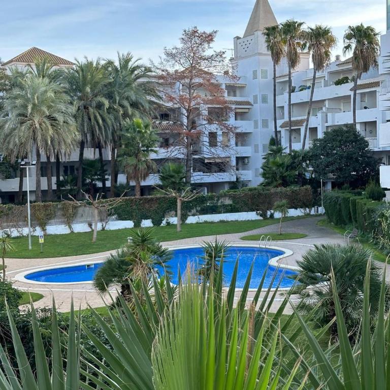 Apartamento con vistas a la psicina comunitaria AV-29 - Two-Bedroom Apartment - 4