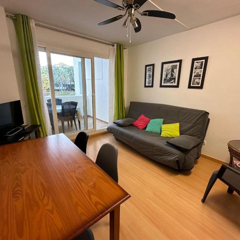 Apartamento con vistas a la psicina comunitaria AV-29 - Two-Bedroom Apartment - 15