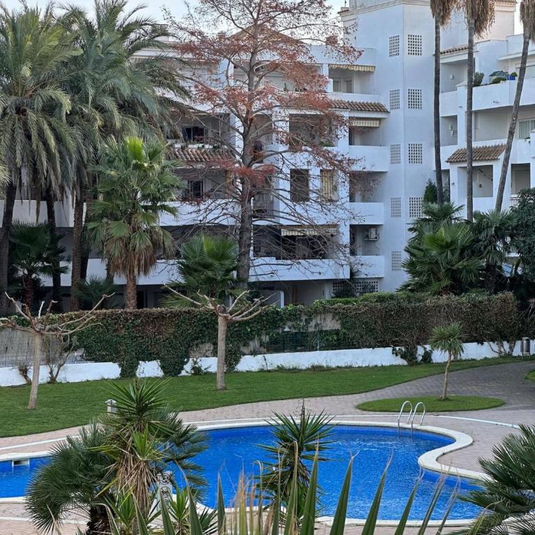 Apartamento con vistas a la psicina comunitaria AV-29 - Two-Bedroom Apartment - 5