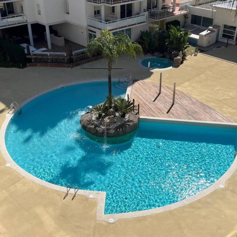 Apartamento con parking y piscina comunitaria AV-42 - Two-Bedroom Apartment - 1