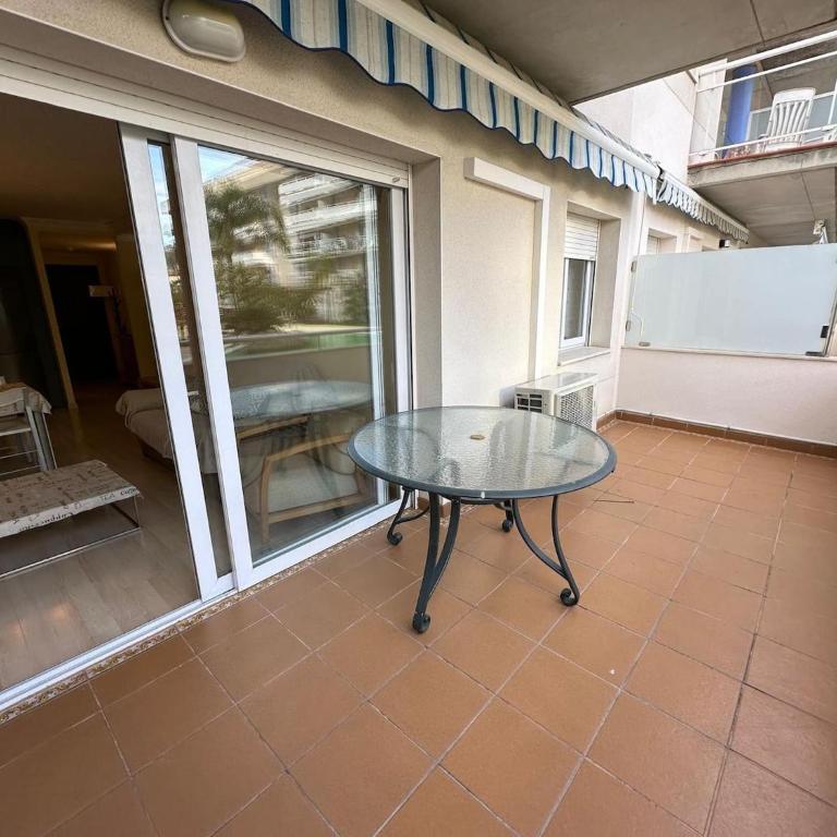 Apartamento con parking y piscina comunitaria AV-42 - Two-Bedroom Apartment - 19