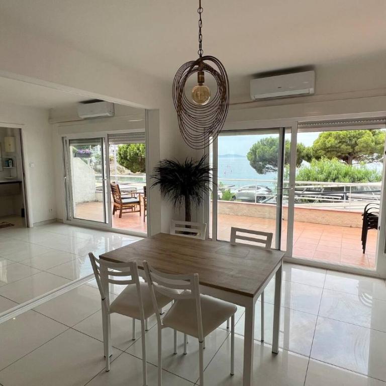 Precioso apartamento moderno en primera linea del mar AV-11 - Apartamento de 2 dormitorios - 10