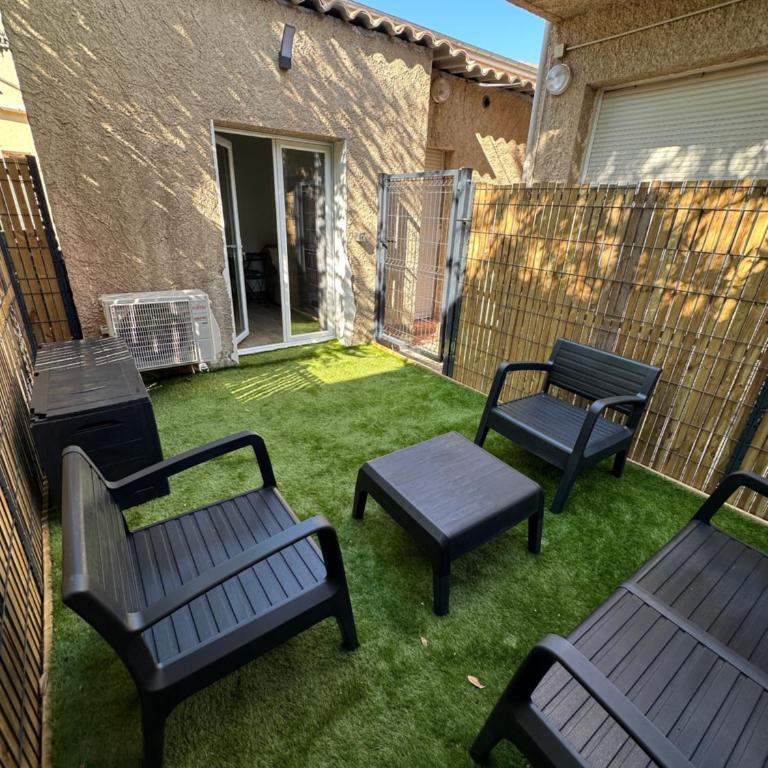 Famille ou entre Amis au Grau d Agde appartements pour 10 Pers - Appartement 3 Chambres - 12